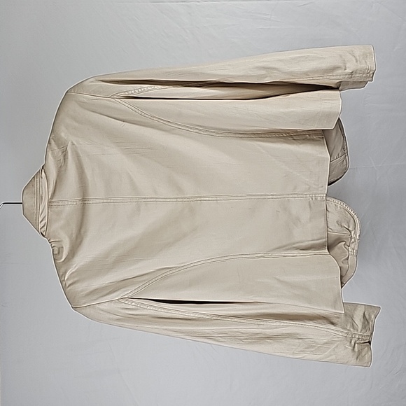 Elegant Light Blazer - Picture 2 of 6